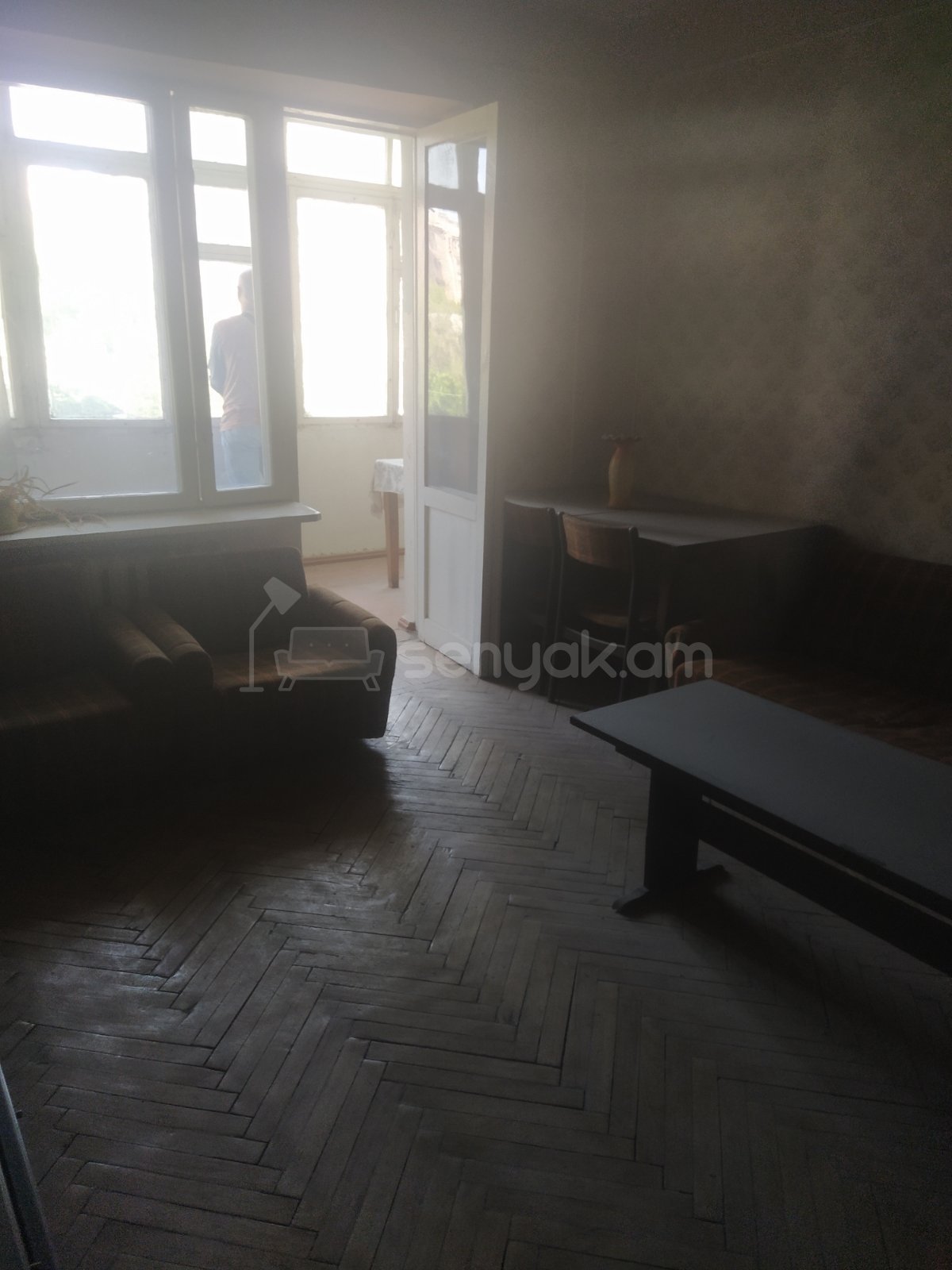 3 Սենյականոց Բնակարան Քարե Շենքում, 72քմ, 4/5 հարկ, Զրոյական Վիճակում