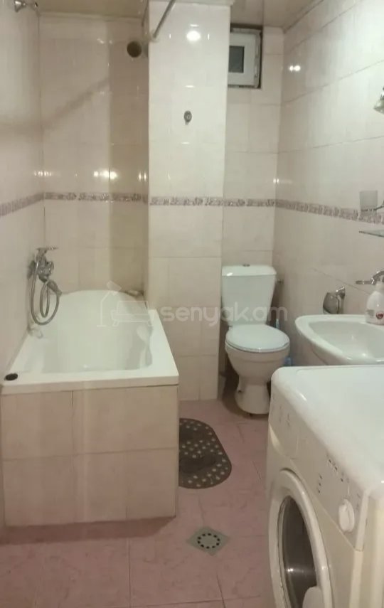 1 Սենյականոց Բնակարան, 42քմ, 9/9 հարկ, Նորմալ Վիճակում, Կահավորված