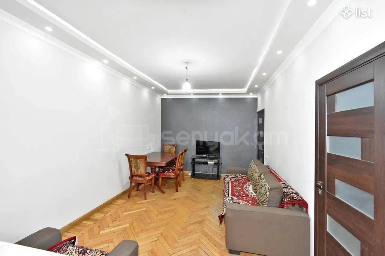 3 Սենյականոց Բնակարան Քարե Շենքում, 80քմ, 1/5 հարկ, Կապիտալ Վերանորոգված, Կահավորված, Արևկող