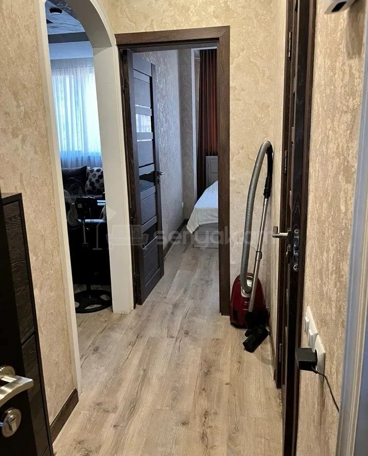 2 Սենյականոց Բնակարան, 45քմ, 8/9 հարկ, Կապիտալ Վերանորոգված