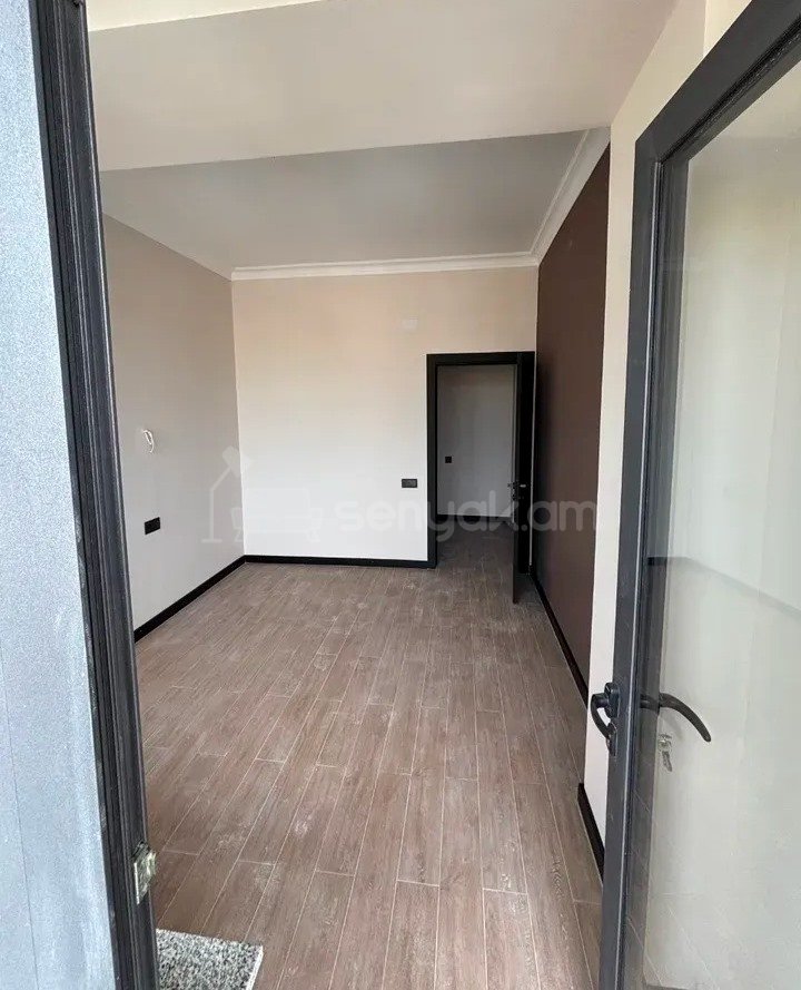 2 Սենյականոց Բնակարան Նորակառույցում, 52քմ, 9/18 հարկ, Կապիտալ Վերանորոգված