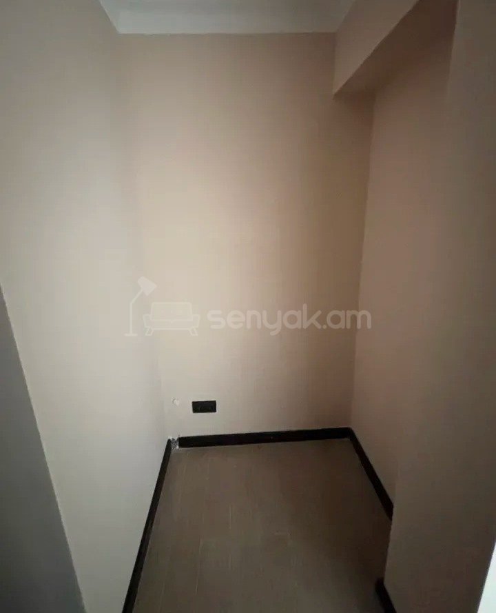 2 Սենյականոց Բնակարան Նորակառույցում, 52քմ, 9/18 հարկ, Կապիտալ Վերանորոգված