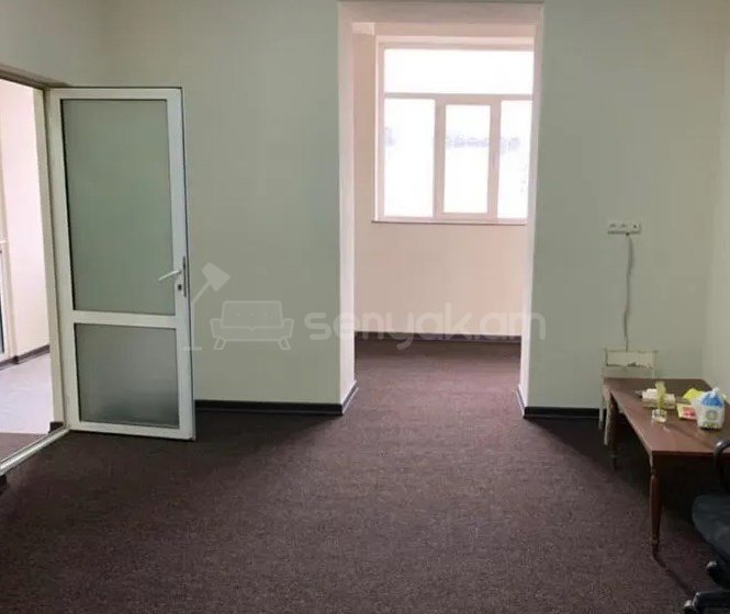 Օֆիսային Տարածք, 80քմ, Կապիտալ Վերանորոգված