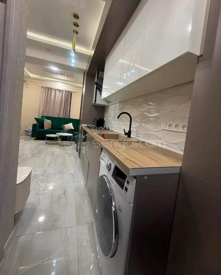 2 Սենյականոց Բնակարան, 45քմ, 1/3 հարկ, Կապիտալ Վերանորոգված