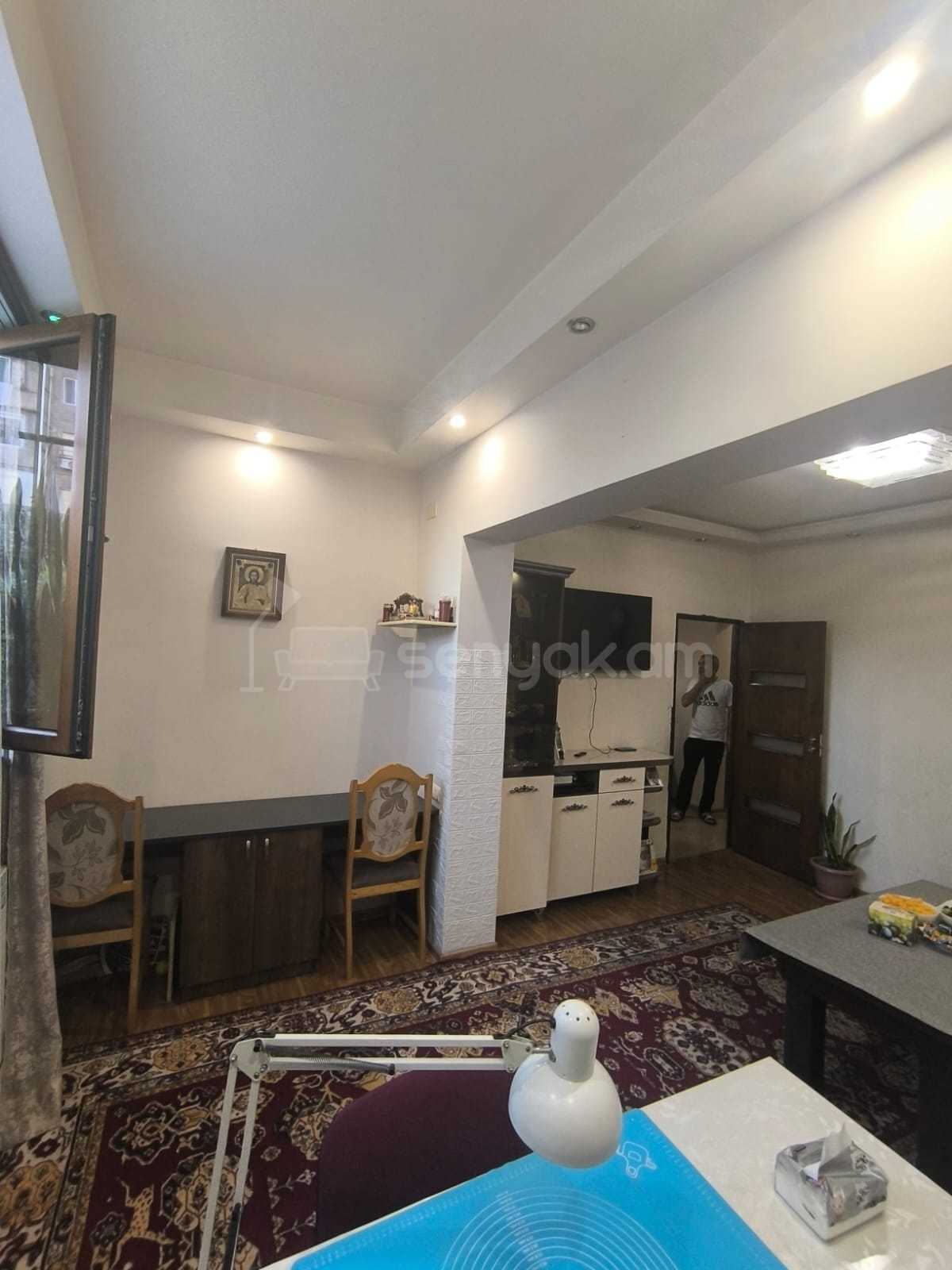 1 Սենյականոց Բնակարան, 54քմ, 1/9 հարկ, Նորմալ Վիճակում