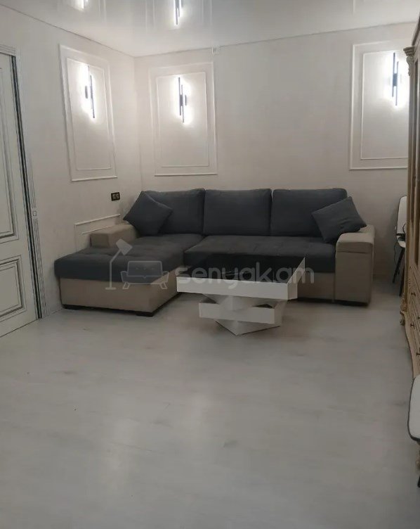 2 Սենյականոց Բնակարան Քարե Շենքում, 50քմ, 4/4 հարկ, Կապիտալ Վերանորոգված
