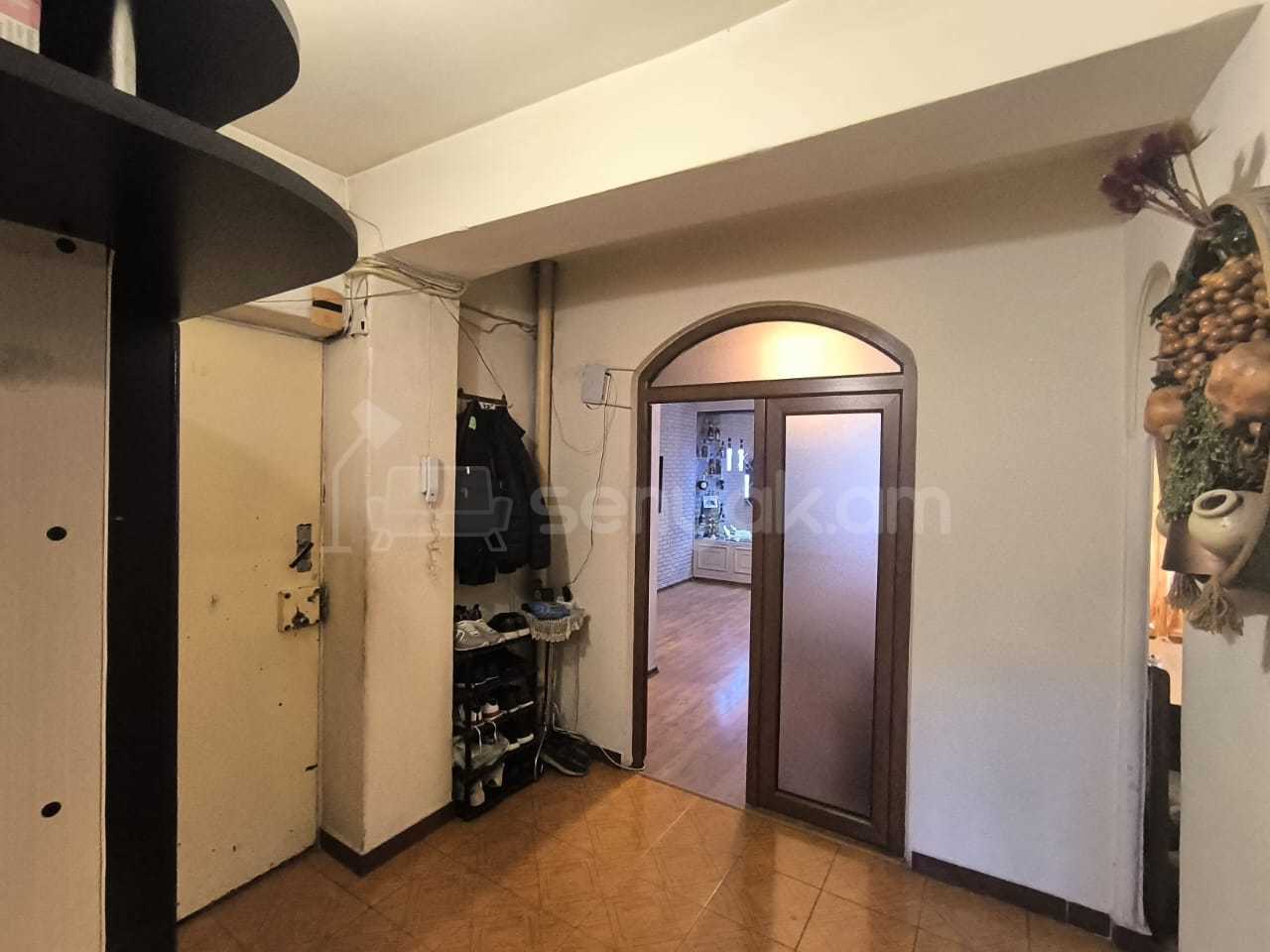 3 Սենյականոց Բնակարան, 65քմ, 5/10 հարկ, Կոսմետիկ Վերանորոգված