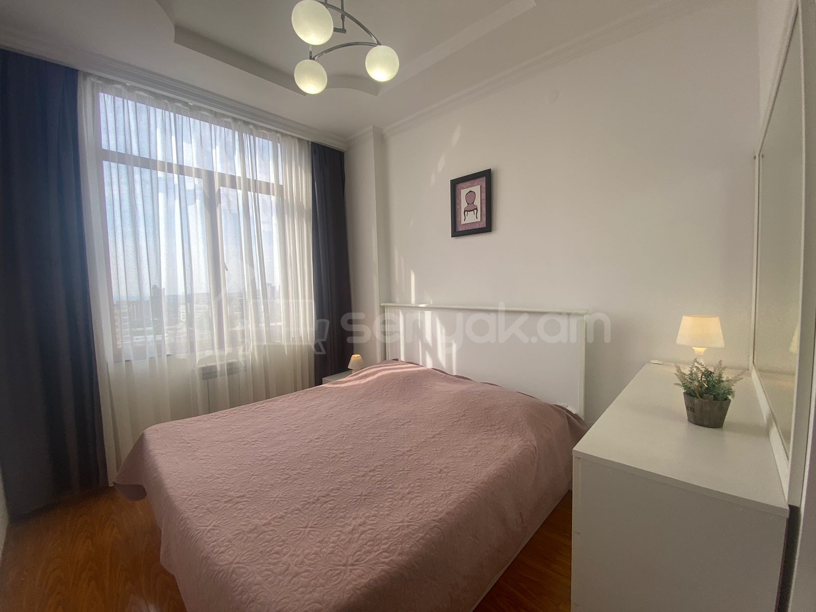 2 Սենյականոց Բնակարան Նորակառույցում, 42քմ, 12/12 հարկ, Կապիտալ Վերանորոգված