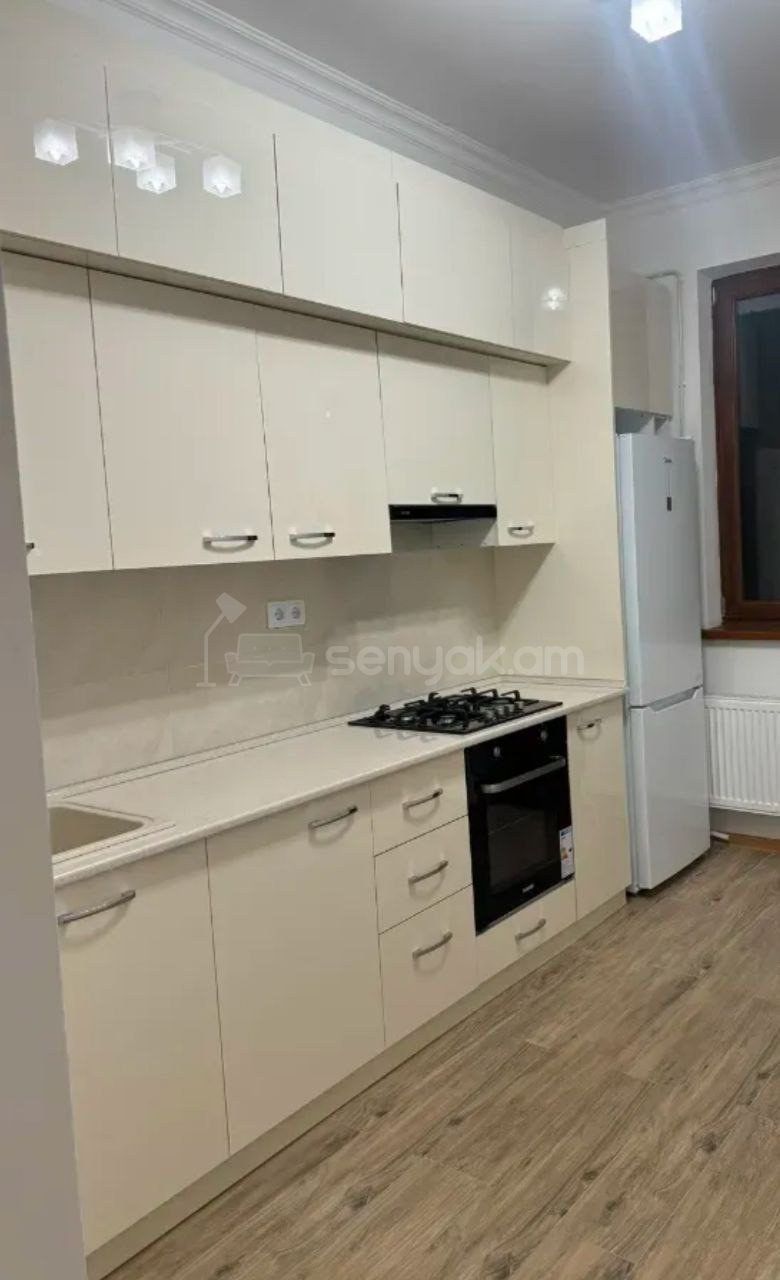 3 Սենյականոց Բնակարան Նորակառույցում, 110քմ, 3/13 հարկ, Դիզայներական Վերանորոգված, Կահավորված, Արևկող