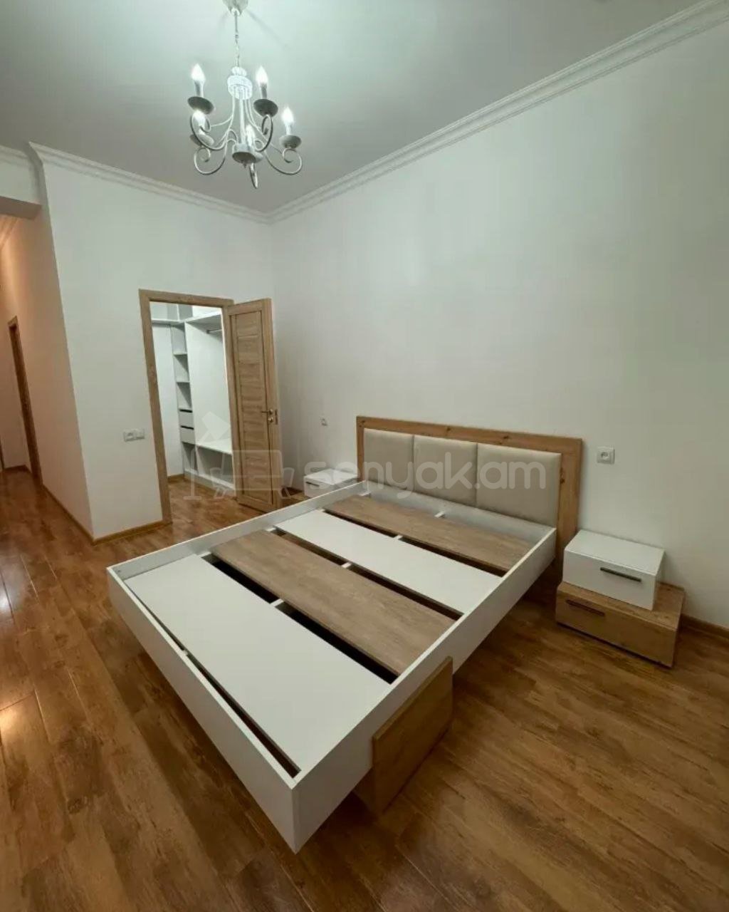 3 Սենյականոց Բնակարան Նորակառույցում, 110քմ, 3/13 հարկ, Դիզայներական Վերանորոգված, Կահավորված, Արևկող