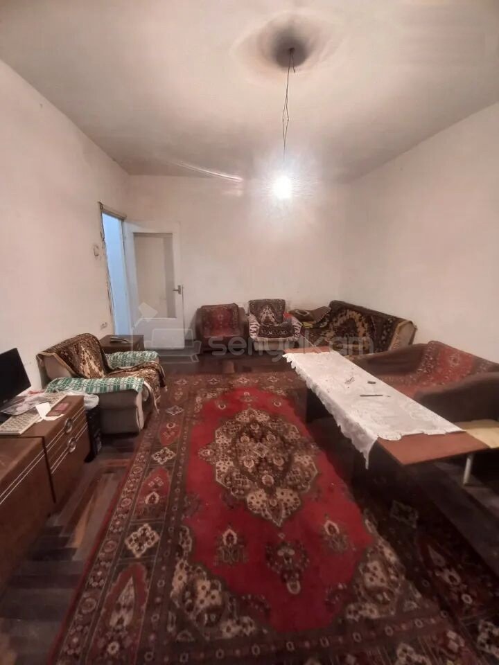 2 Սենյականոց Բնակարան, 70քմ, 1/9 հարկ, Պետական Վիճակում