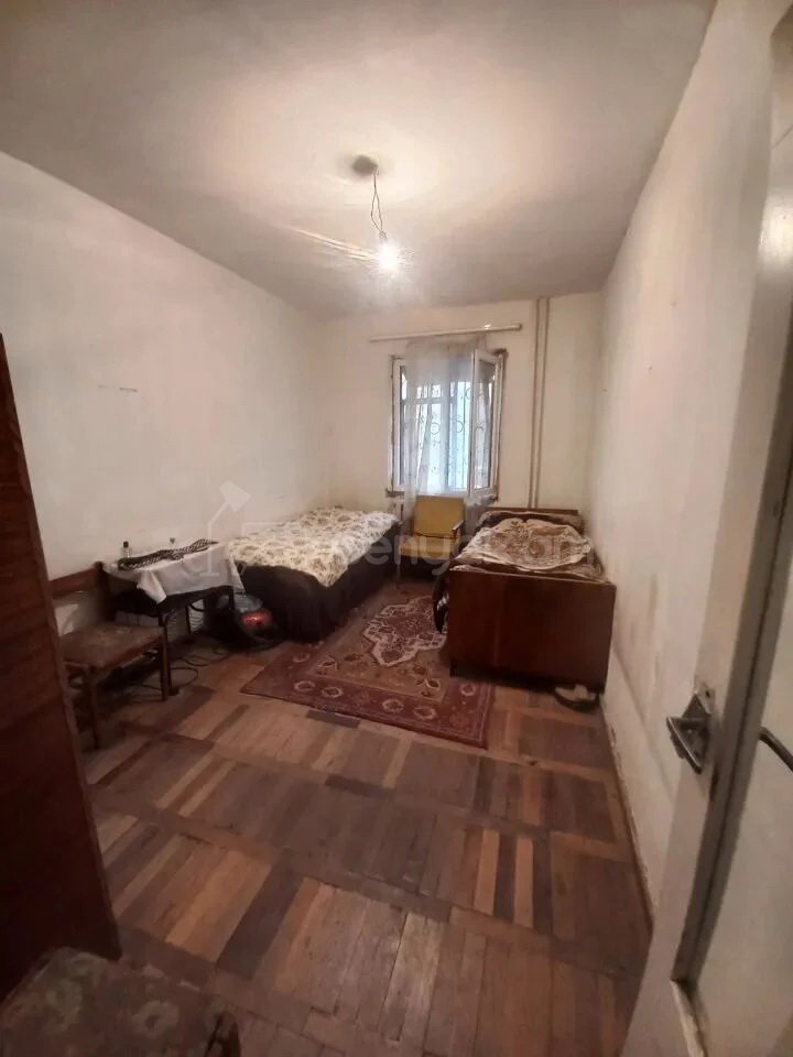 2 Սենյականոց Բնակարան, 70քմ, 1/9 հարկ, Պետական Վիճակում
