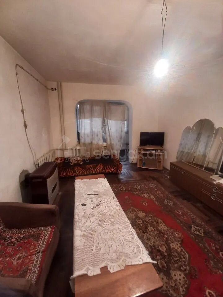 2 Սենյականոց Բնակարան, 70քմ, 1/9 հարկ, Պետական Վիճակում