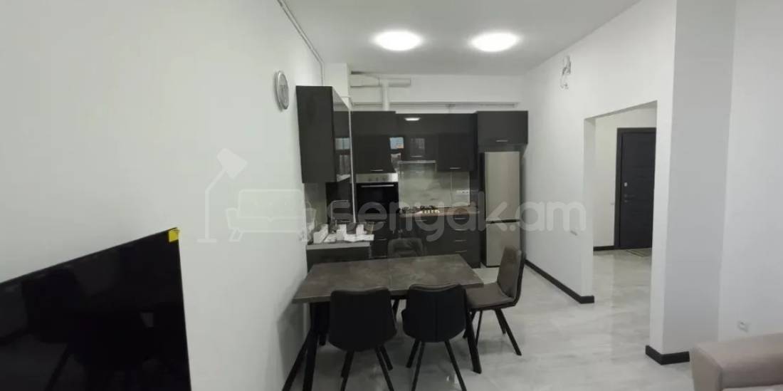 2 Սենյականոց Բնակարան, 60քմ, 5/14 հարկ, Կապիտալ Վերանորոգված, Կահավորված, Արևկող