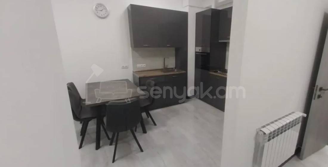 2 Սենյականոց Բնակարան, 60քմ, 5/14 հարկ, Կապիտալ Վերանորոգված, Կահավորված, Արևկող