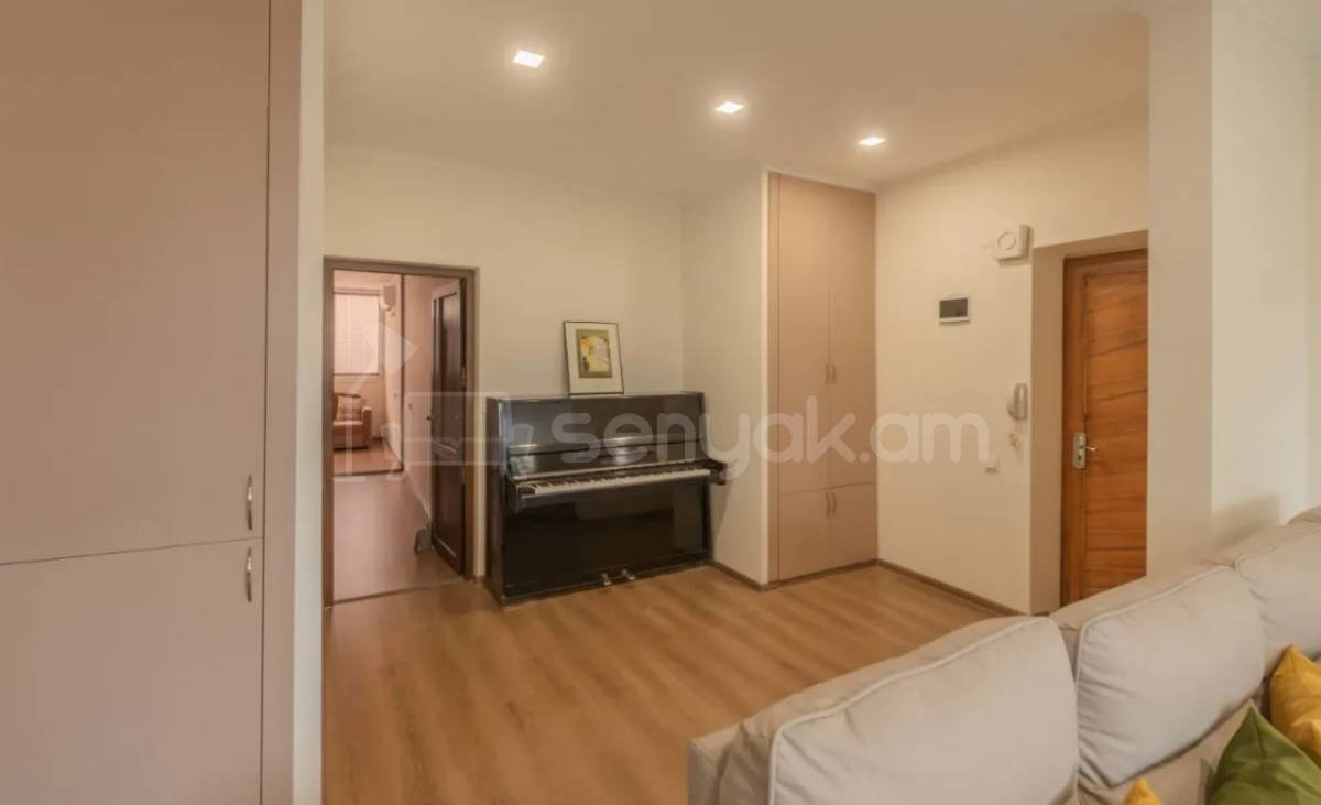 2 Սենյականոց Բնակարան Քարե Շենքում, 73քմ, 5/7 հարկ, Դիզայներական Վերանորոգված, Կահավորված, Արևկող