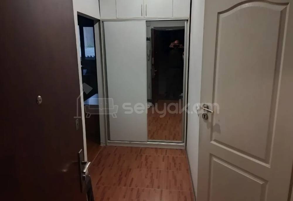 2 Սենյականոց Բնակարան, 46քմ, 3/9 հարկ, Դիզայներական Վերանորոգված, Կահավորված, Արևկող