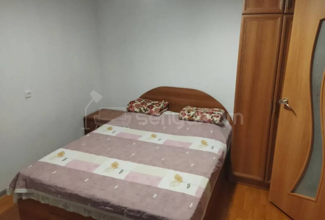 2 Սենյականոց Բնակարան, 46քմ, 3/9 հարկ, Դիզայներական Վերանորոգված, Կահավորված, Արևկող
