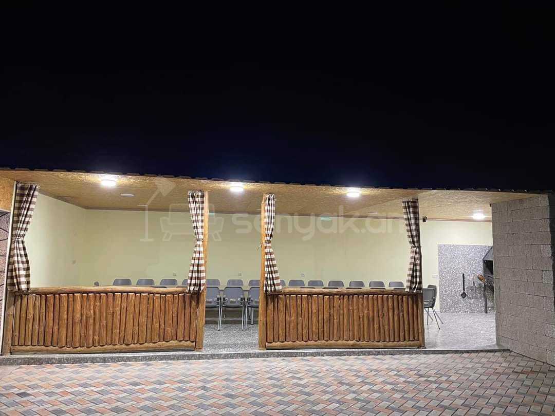 1 Սենյականոց Շքեղ Առանձնատուն, 100քմ, Լողավազանով
