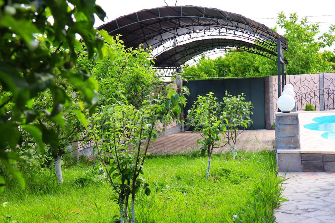 1 Սենյականոց Շքեղ Առանձնատուն, 100քմ, Լողավազանով