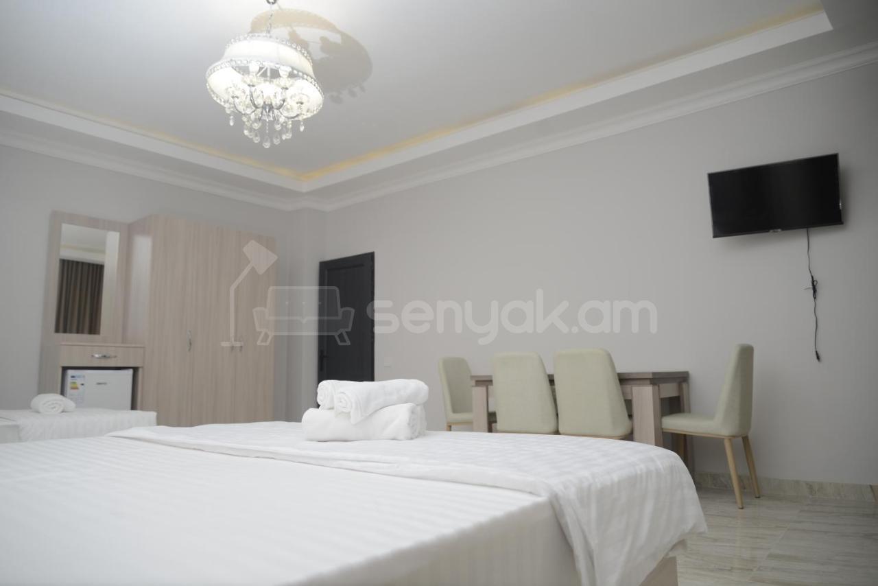 6 Սենյականոց Շքեղ Առանձնատուն, 300քմ, Լողավազանով
