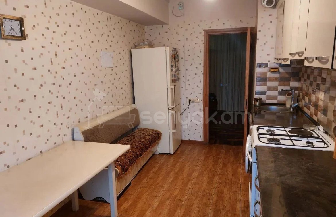 4 Սենյականոց Բնակարան, 102քմ, 10/14 հարկ, Կոսմետիկ Վերանորոգված