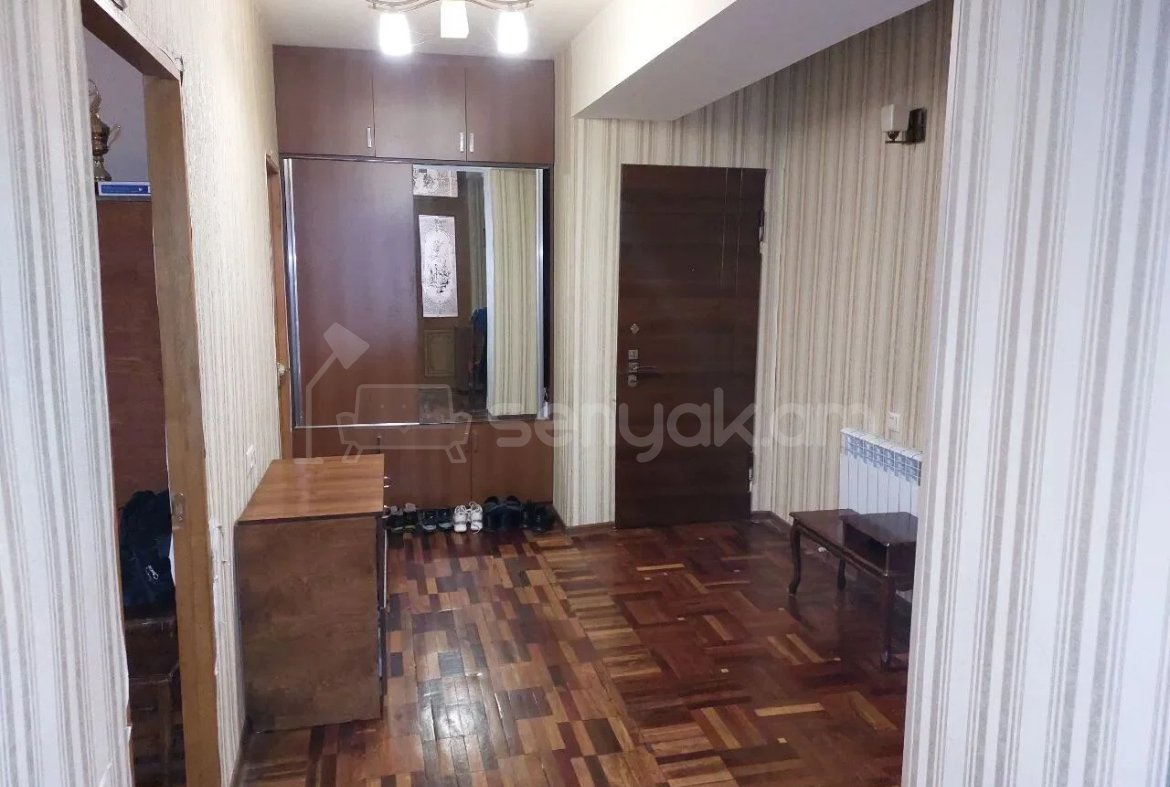 4 Սենյականոց Բնակարան, 102քմ, 10/14 հարկ, Կոսմետիկ Վերանորոգված