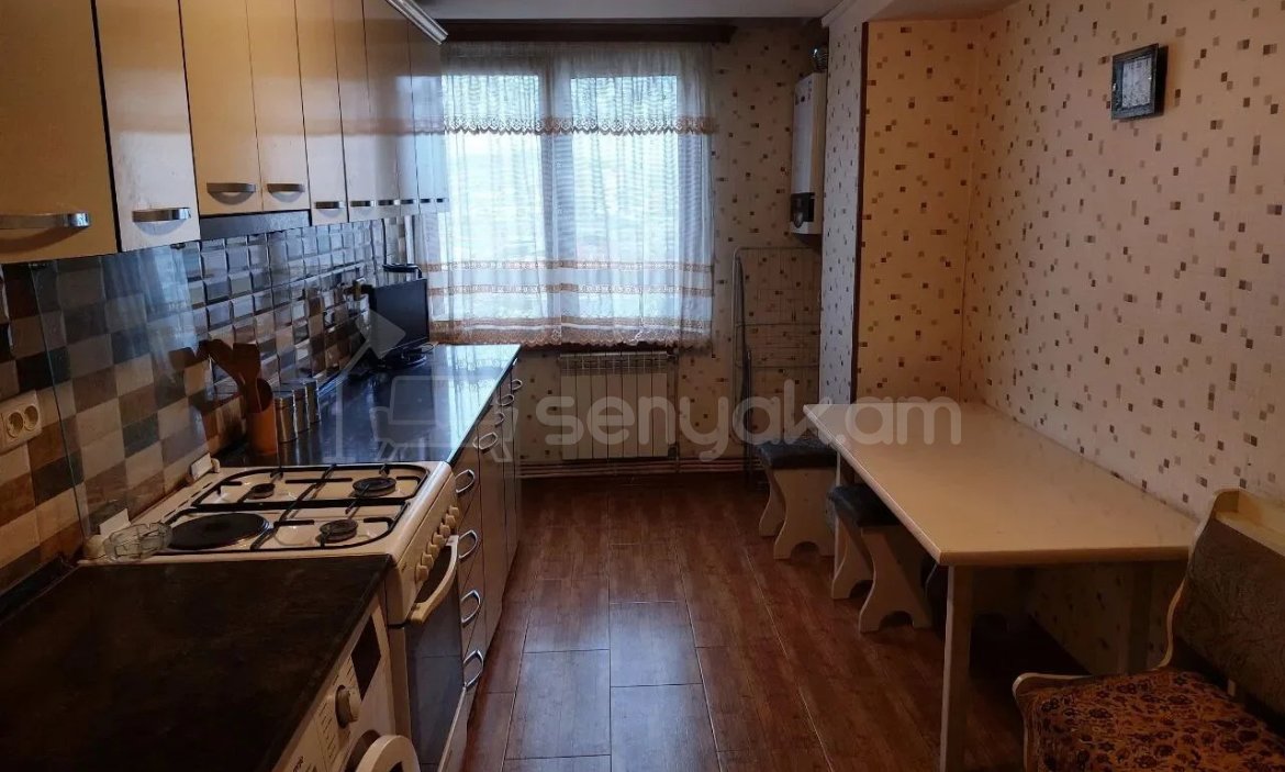 4 Սենյականոց Բնակարան, 102քմ, 10/14 հարկ, Կոսմետիկ Վերանորոգված