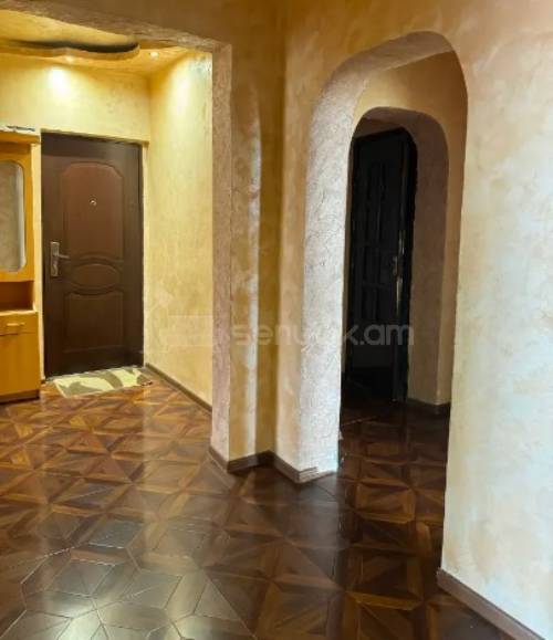 4 Սենյականոց Բնակարան, 96քմ, 8/9 հարկ, Կապիտալ Վերանորոգված