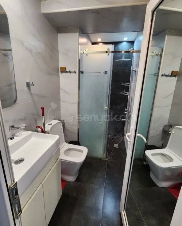 3 Սենյականոց Բնակարան Քարե Շենքում, 55քմ, 4/9 հարկ, Կապիտալ Վերանորոգված, Կահավորված, Արևկող