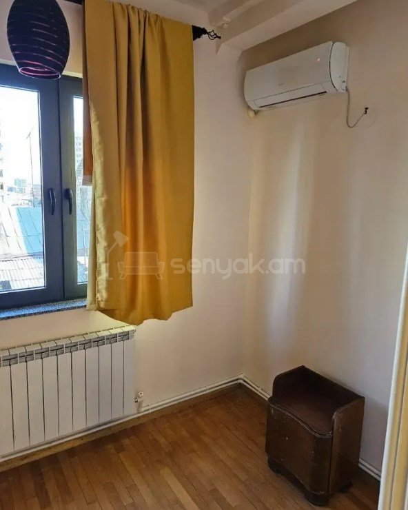 1 Սենյականոց Բնակարան Քարե Շենքում, 45քմ, 2/5 հարկ, Կապիտալ Վերանորոգված, Կահավորված, Արևկող