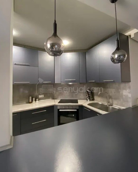 3 Սենյականոց Բնակարան, 67քմ, 7/12 հարկ, Կապիտալ Վերանորոգված