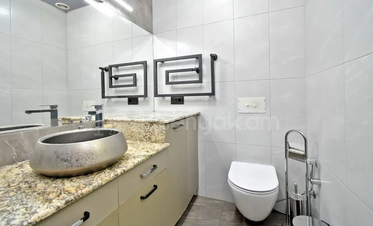 2 Սենյականոց Բնակարան Նորակառույցում, 53քմ, 5/5 հարկ, Կապիտալ Վերանորոգված