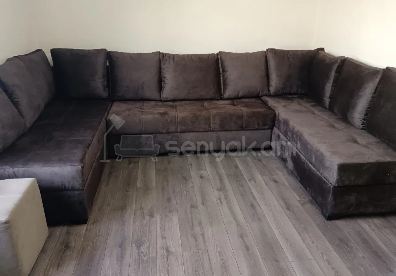 1 Սենյականոց Բնակարան Քարե Շենքում, 31քմ, 3/4 հարկ, Կապիտալ Վերանորոգված