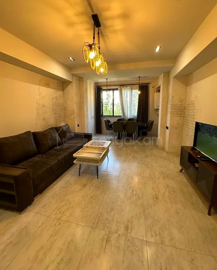 2 Սենյականոց Բնակարան, 47քմ, 7/10 հարկ, Կապիտալ Վերանորոգված