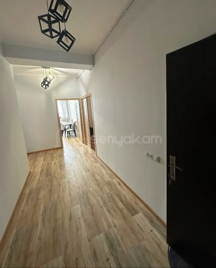 2 Սենյականոց Բնակարան Նորակառույցում, 84քմ, 10/13 հարկ, Կապիտալ Վերանորոգված, Կահավորված