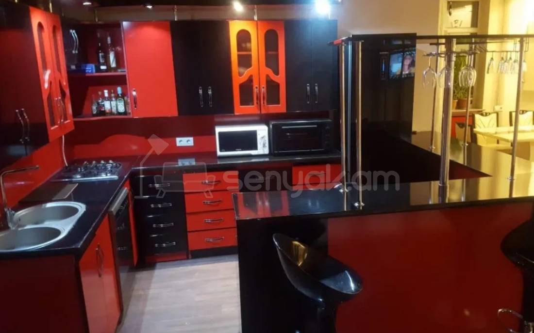 3 Սենյականոց Բնակարան Քարե Շենքում, 117քմ, 4/12 հարկ, Դիզայներական Վերանորոգված, Կահավորված, Արևկող