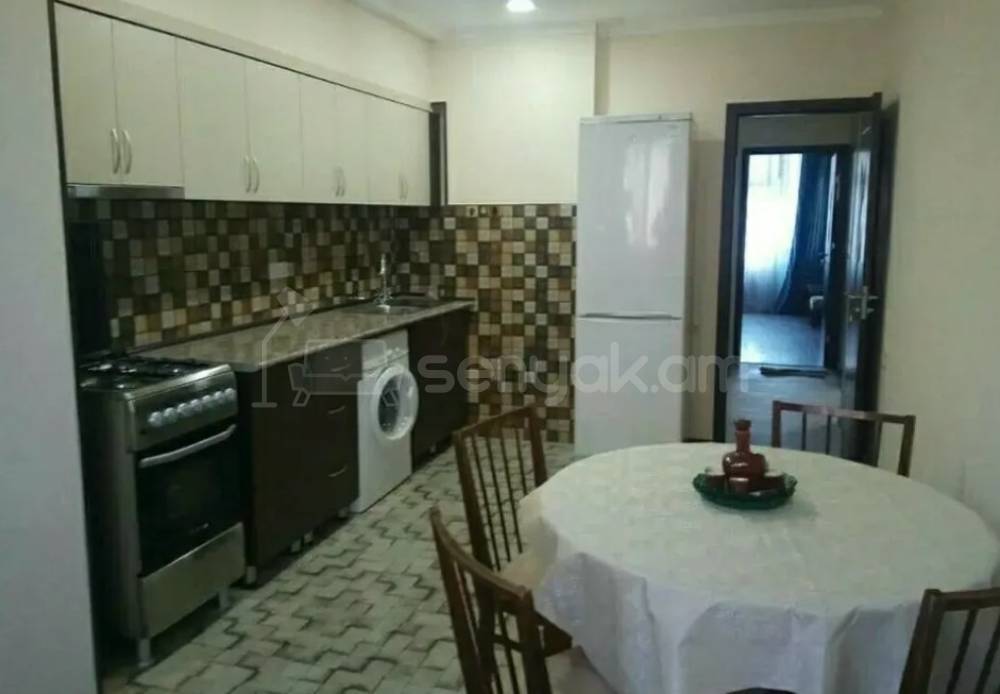 2 Սենյականոց Բնակարան, 70քմ, 7/9 հարկ, Կոսմետիկ Վերանորոգված, Կահավորված, Արևկող