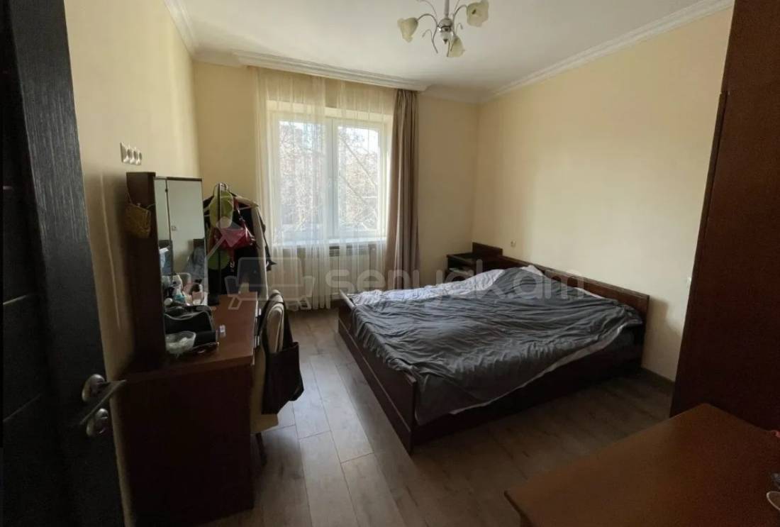 2 Սենյականոց Բնակարան Քարե Շենքում, 63քմ, 4/5 հարկ, Դիզայներական Վերանորոգված, Կահավորված, Արևկող