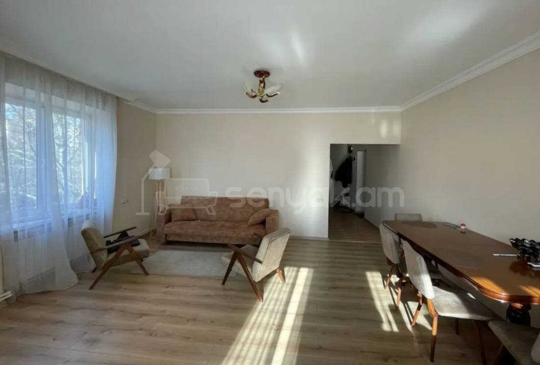 2 Սենյականոց Բնակարան Քարե Շենքում, 63քմ, 4/5 հարկ, Դիզայներական Վերանորոգված, Կահավորված, Արևկող