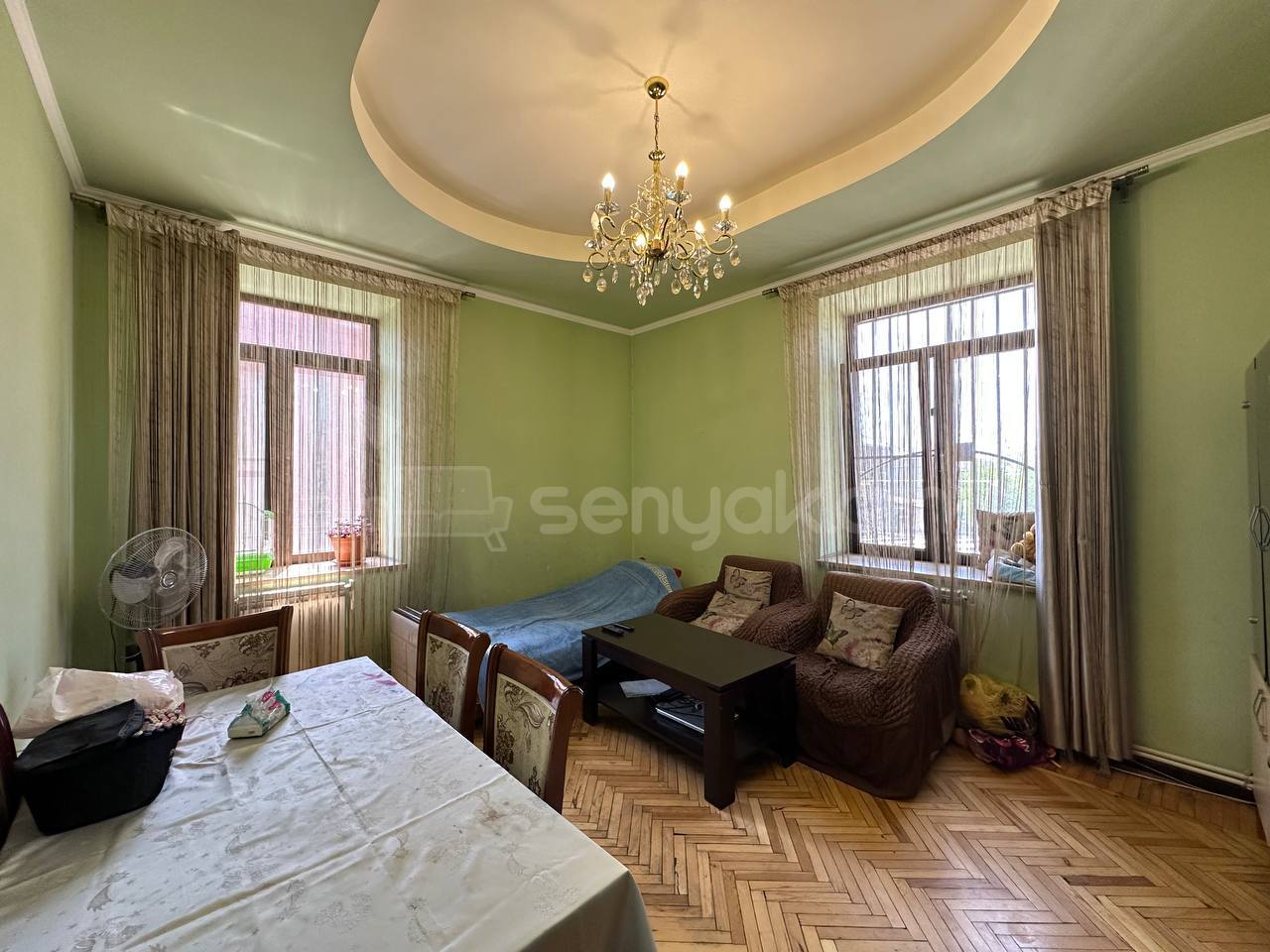 2 Սենյականոց Բնակարան Քարե Շենքում, 52քմ, 2/4 հարկ, Կապիտալ Վերանորոգված