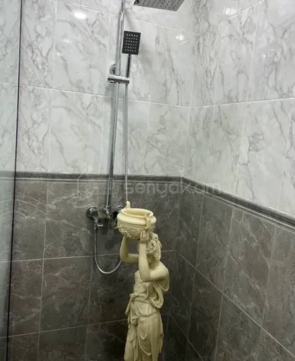 2 Սենյականոց Բնակարան Քարե Շենքում, 52քմ, 7/7 հարկ, Կապիտալ Վերանորոգված, Կահավորված, Արևկող