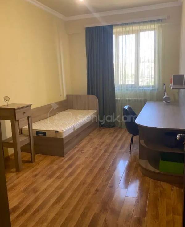 2 Սենյականոց Բնակարան, 46քմ, 10/14 հարկ, Կապիտալ Վերանորոգված, Կահավորված, Արևկող