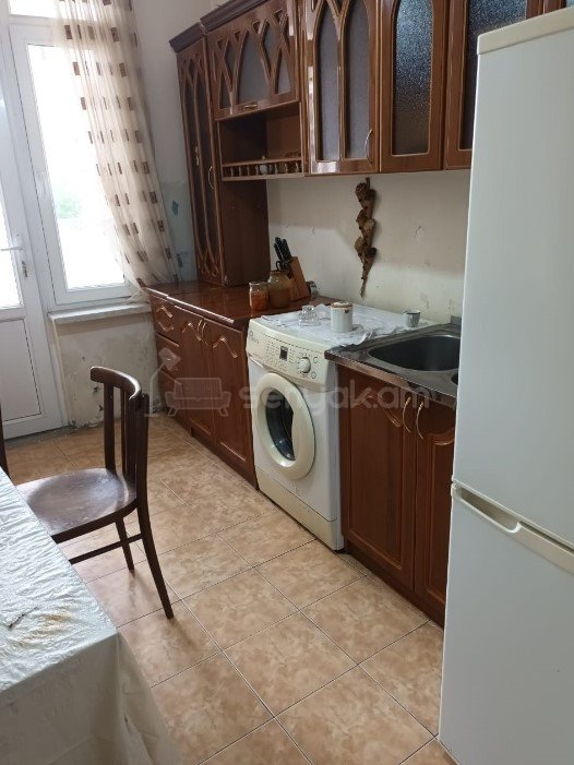2 Սենյականոց Բնակարան, 64քմ, 3/16 հարկ, Կոսմետիկ Վերանորոգված, Կահավորված, Արևկող