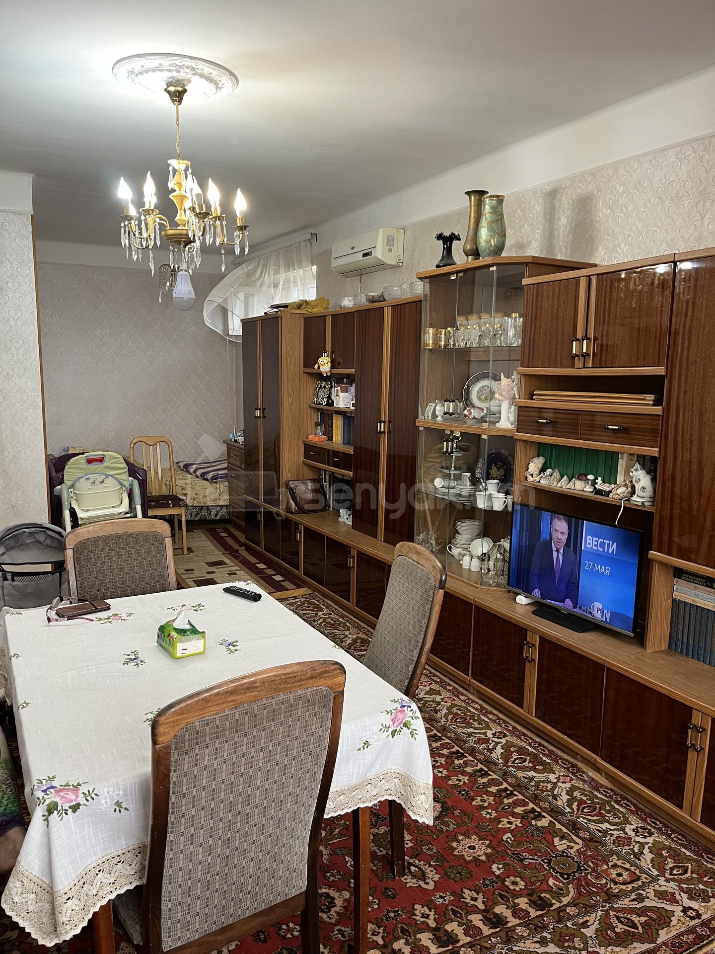 2 Սենյականոց Բնակարան Քարե Շենքում, 64քմ, 5/5 հարկ, Նորմալ Վիճակում