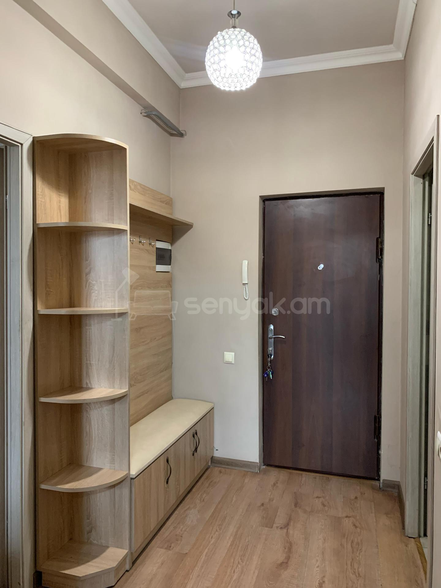 3 Սենյականոց Բնակարան Նորակառույցում, 100քմ, 2/14 հարկ, Կապիտալ Վերանորոգված