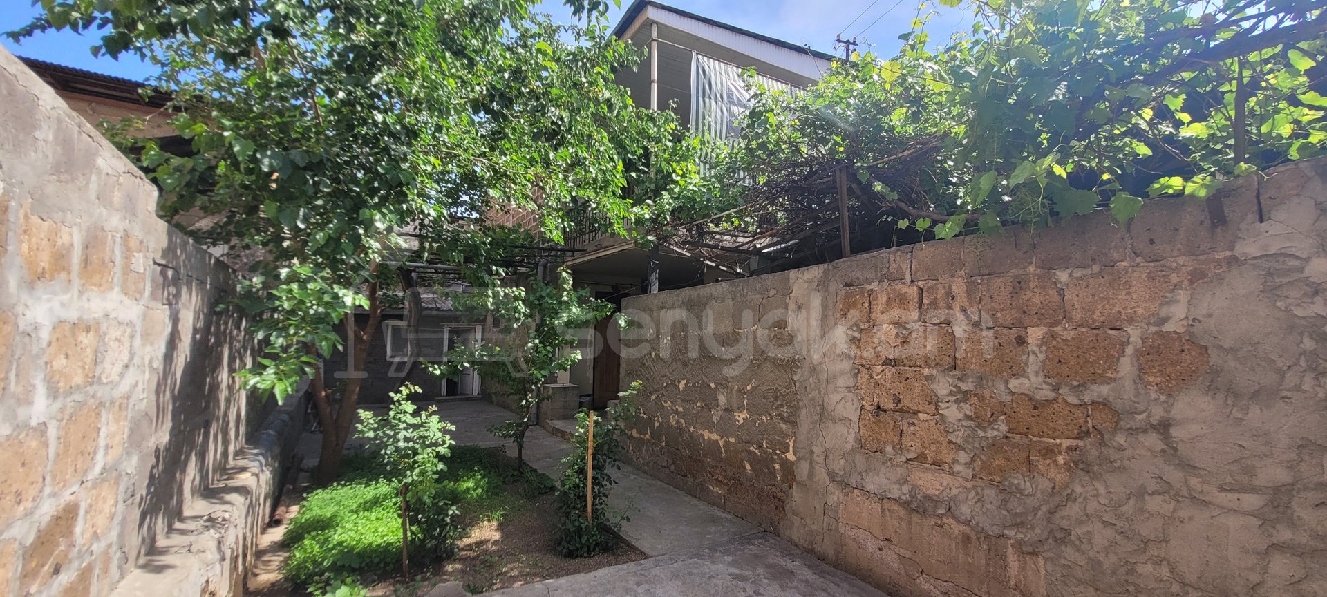 4 Սենյականոց Սեփական Տուն, 105քմ, Նորմալ Վիճակում