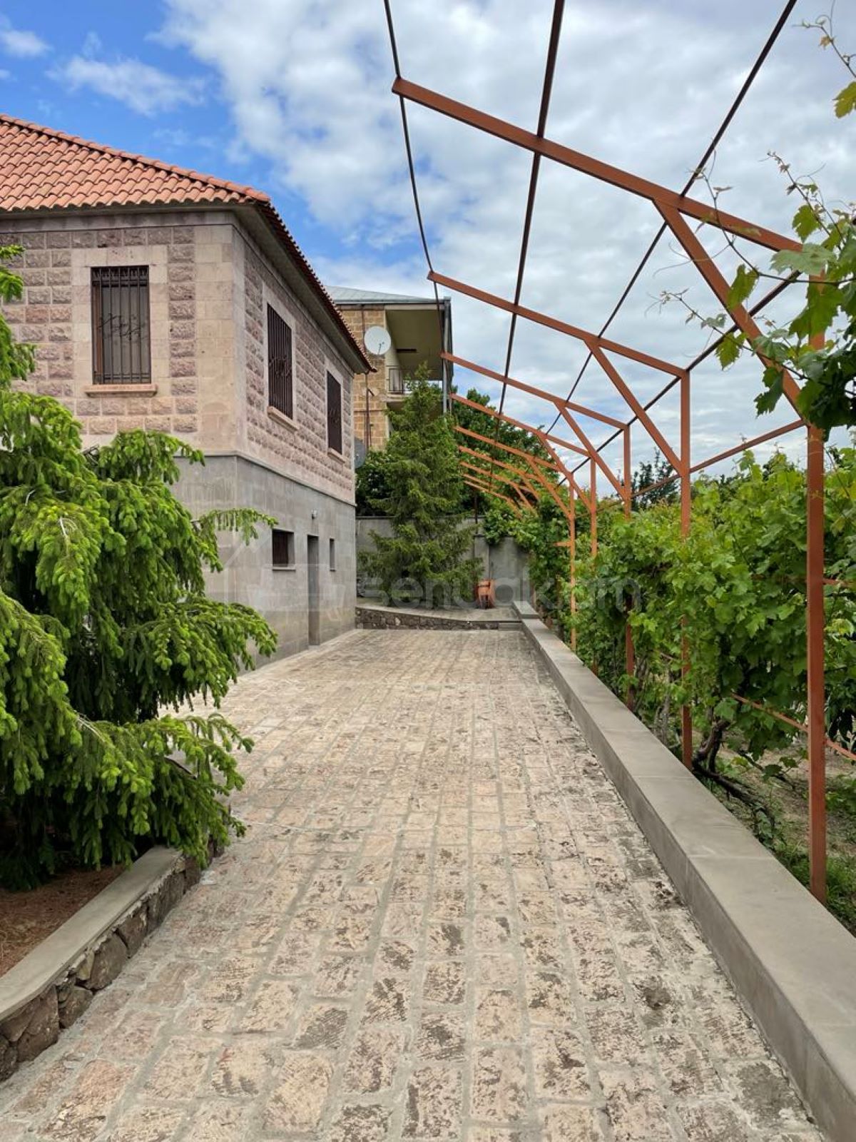 6 Սենյականոց Սեփական Տուն, 175քմ, Կապիտալ Վերանորոգված