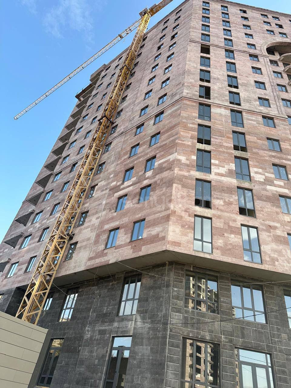 4 Սենյականոց Բնակարան, 96քմ, 13/16 հարկ, Զրոյական Վիճակում