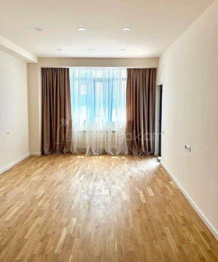 2 Սենյականոց Բնակարան Նորակառույցում, 67քմ, 10/12 հարկ, Կապիտալ Վերանորոգված